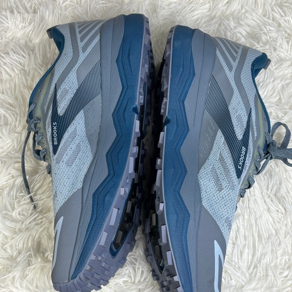 Brooks Caldera 4 - Picture 3 of 10